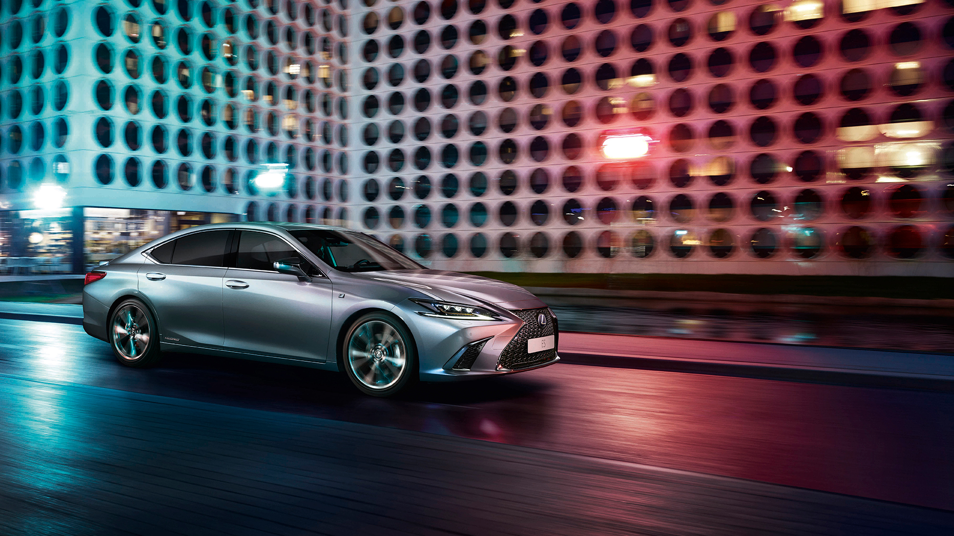 Lexus ES 300h F Sport